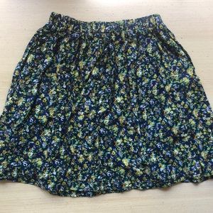 SOLD | Kirra Floral Pocket Skirt | M